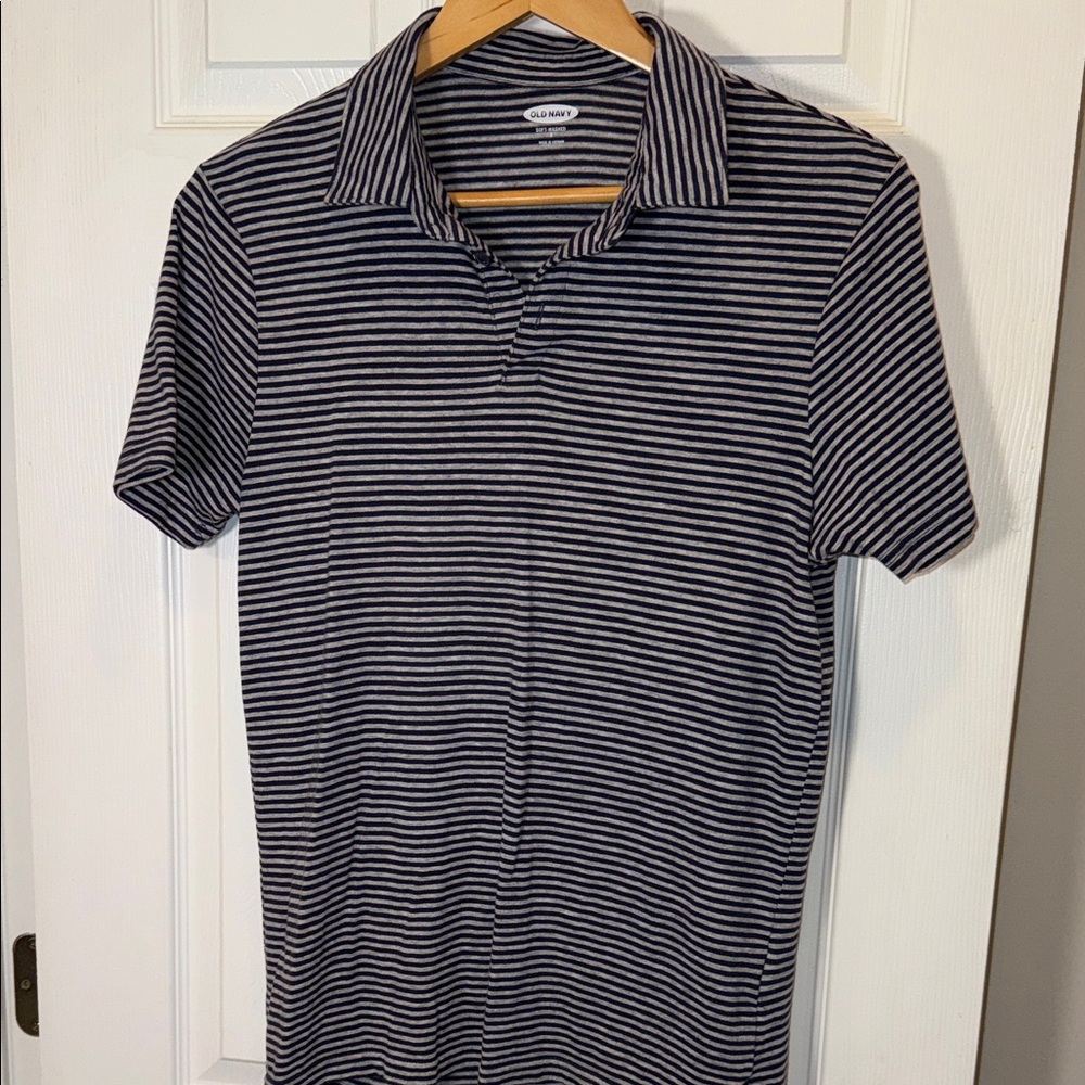 Old Navy Men's Navy & White Striped Polo